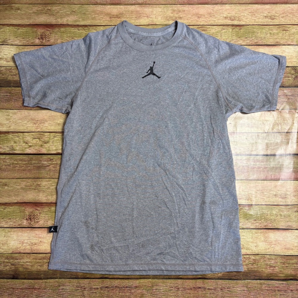 Jordan Brand Dri-FIT Jumpman Logo T-Shirt Mens Medium Heather Grey Raglan Tee